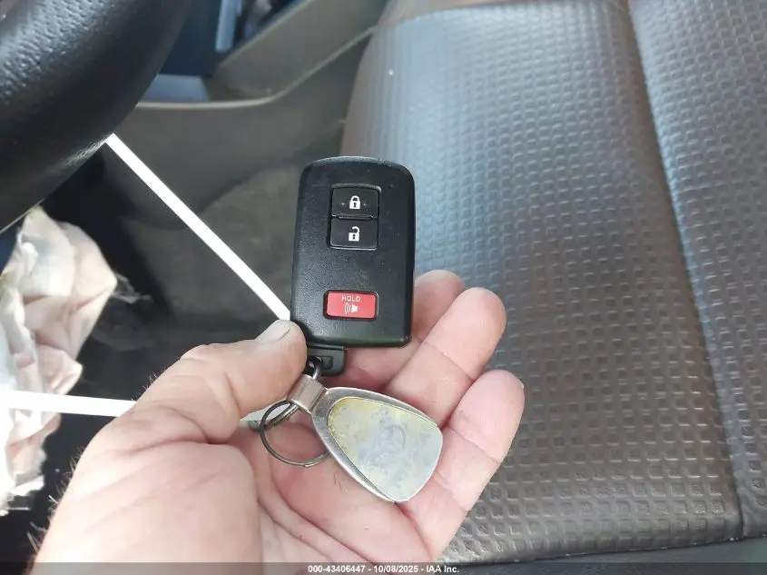 2017 TOYOTA TACOMA LIMITED