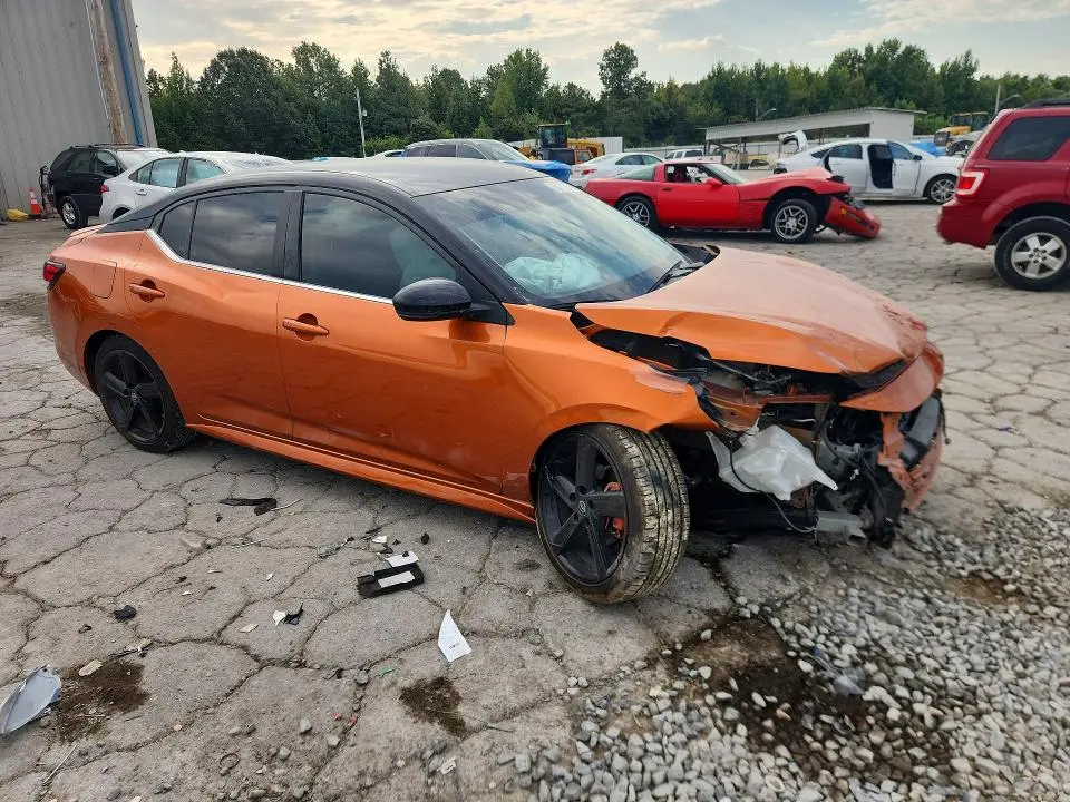 2024 NISSAN SENTRA SR  