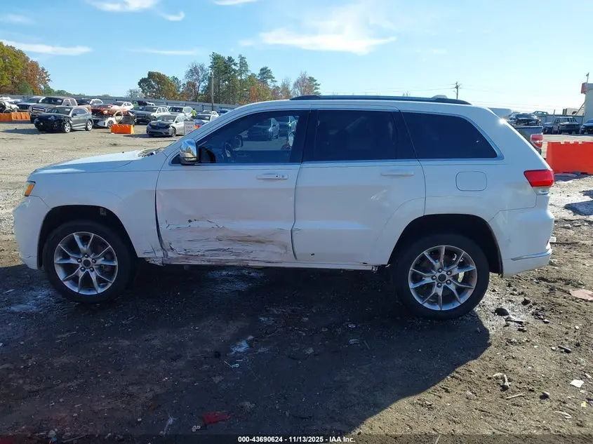 2016 JEEP GRAND CHEROKEE SUMMIT