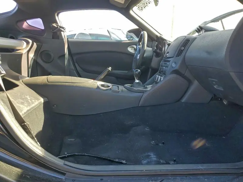 2011 NISSAN 370Z BASE  