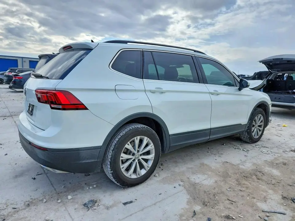 2019 VOLKSWAGEN TIGUAN SE  