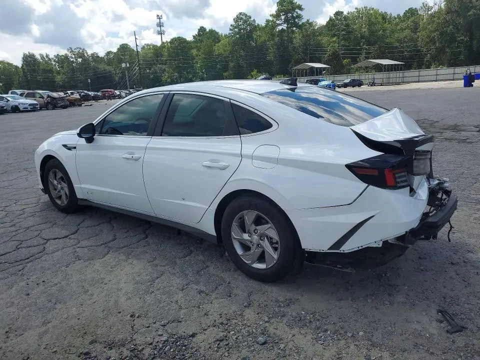 2025 HYUNDAI SONATA SE  