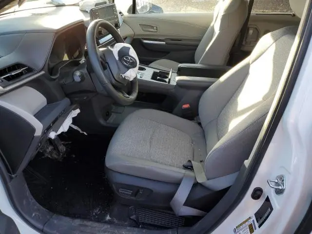 2024 TOYOTA SIENNA LE