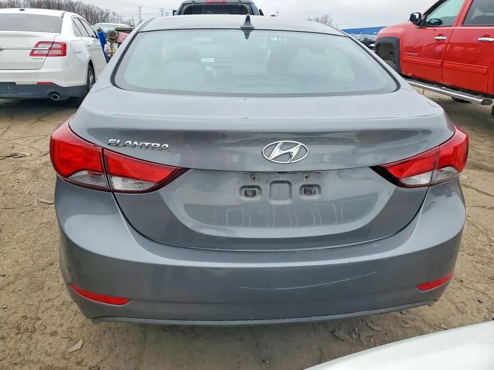 2014 HYUNDAI ELANTRA SE  