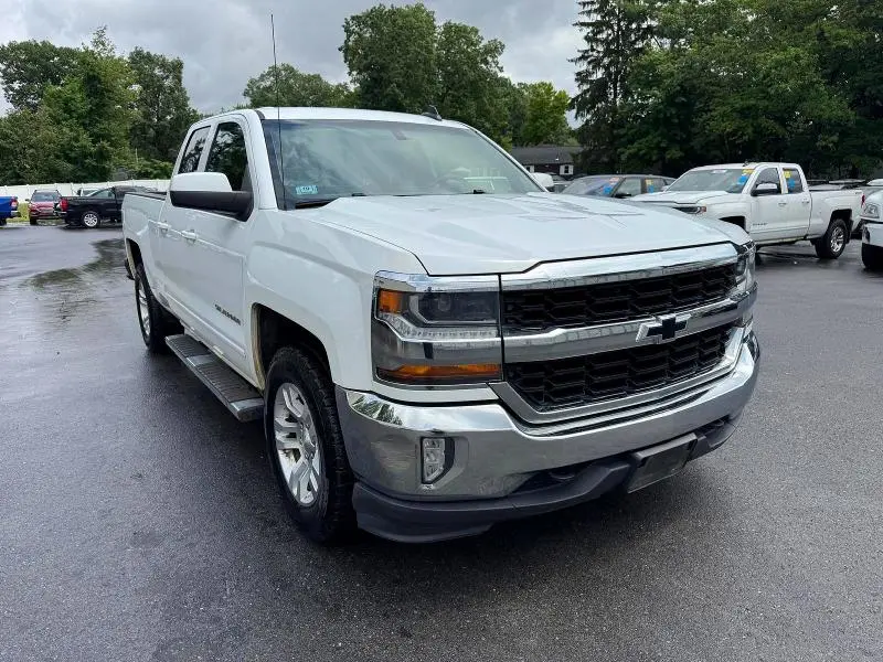 2017 CHEVROLET SILVERADO K1500 LT  