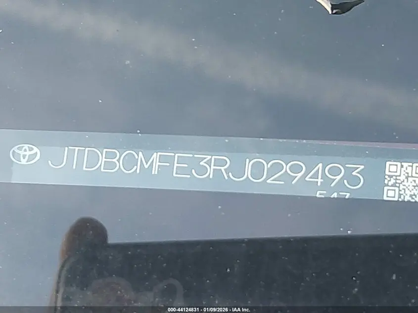 2024 TOYOTA COROLLA HYBRID XLE