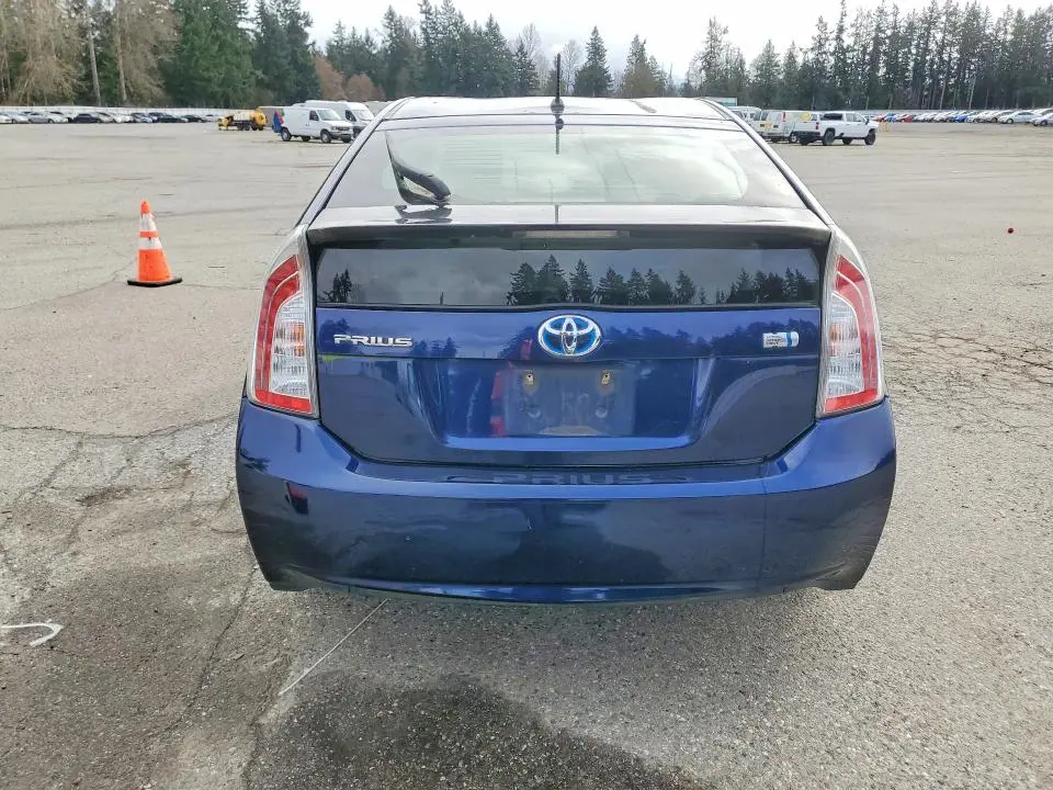 2013 TOYOTA PRIUS TWO  