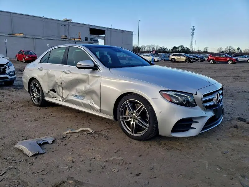 2019 MERCEDES-BENZ E 300  
