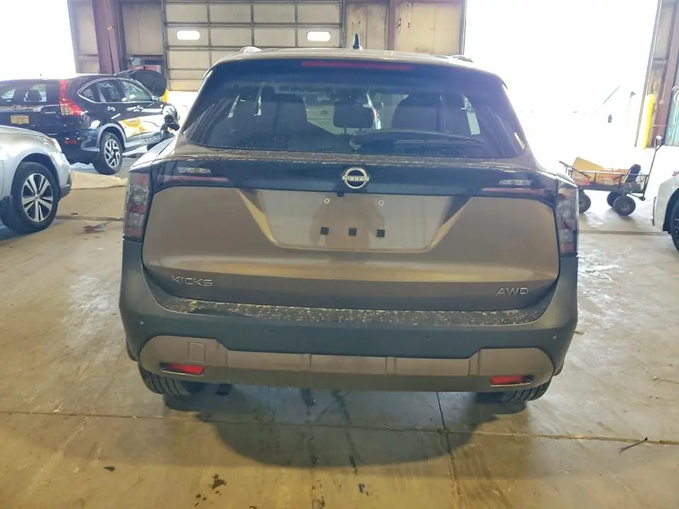 2026 NISSAN KICKS SV  