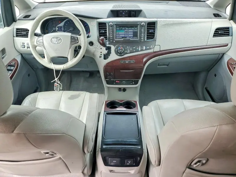 2011 TOYOTA SIENNA XLE 8-PASSENGER  