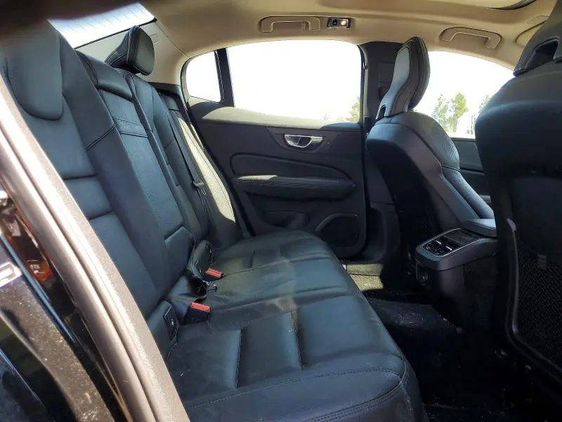 2022 VOLVO S60 B5 INSCRIPTION  