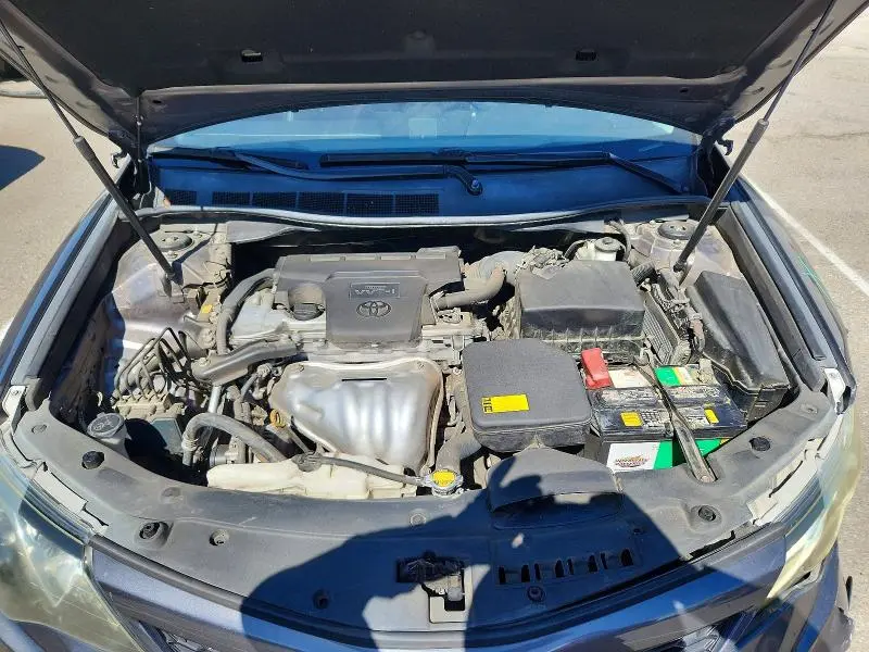 2014 TOYOTA CAMRY SE  