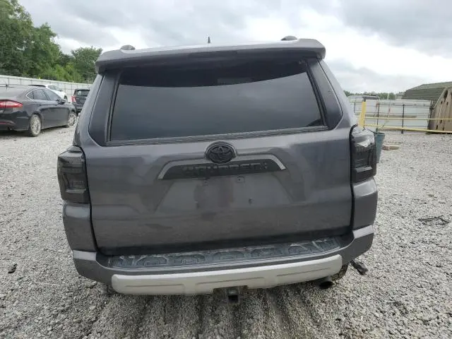 2023 TOYOTA 4RUNNER SE  