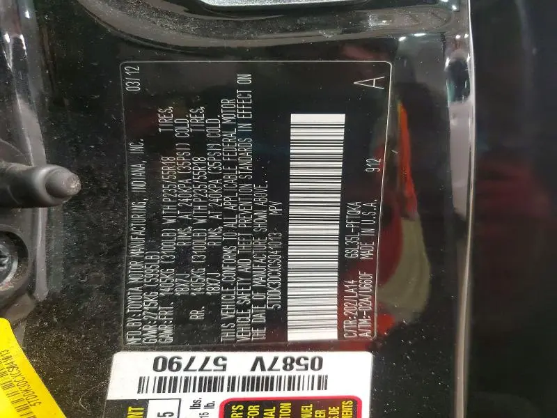 2012 TOYOTA SIENNA XLE  