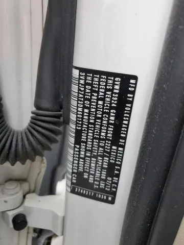 2013 VOLKSWAGEN BEETLE