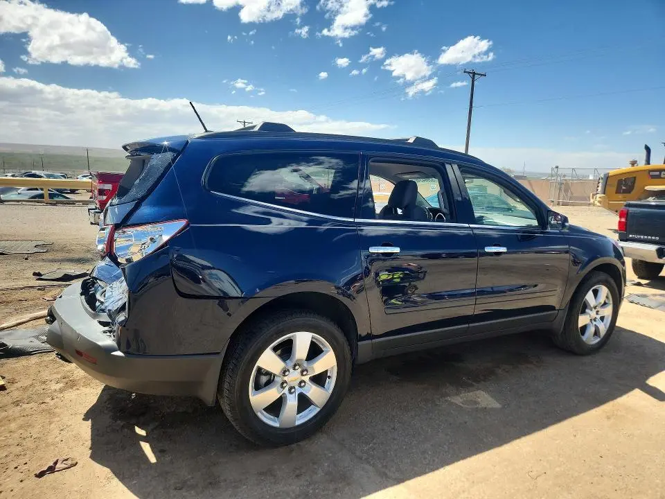 2012 CHEVROLET TRAVERSE LT  