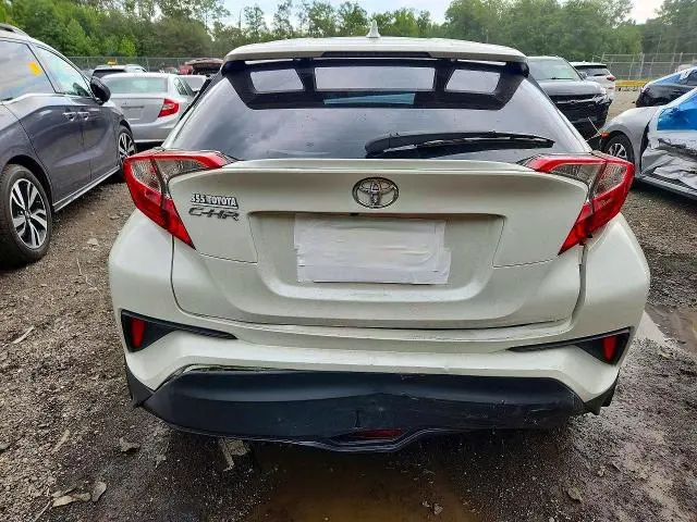 2018 TOYOTA C-HR XLE PREMIUM  