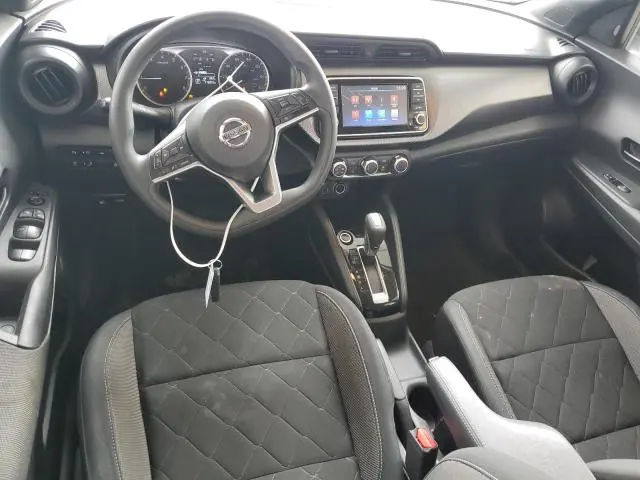2020 NISSAN KICKS S  