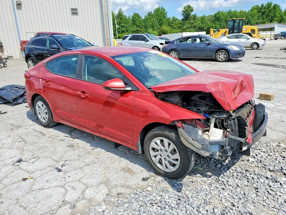 2018 HYUNDAI ELANTRA SE  