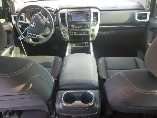 2017 NISSAN TITAN SV  