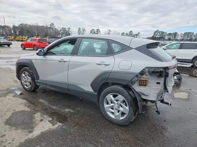 2025 HYUNDAI KONA SE  