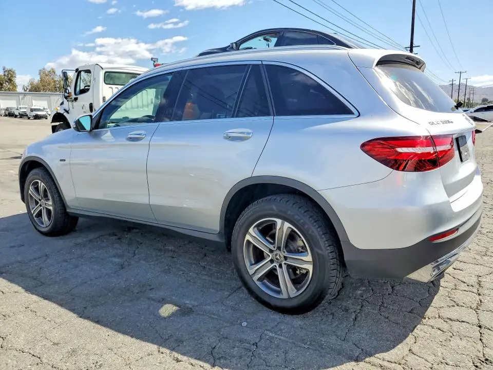 2019 MERCEDES-BENZ GLC 350E  