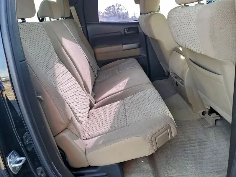 2011 TOYOTA TUNDRA DOUBLE CAB SR5  