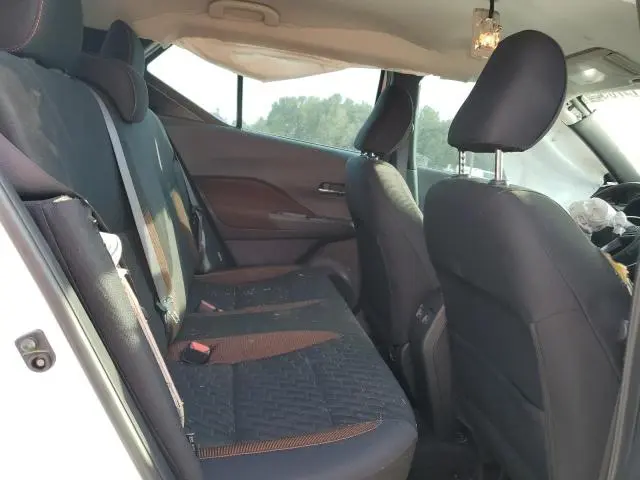 2023 NISSAN KICKS SR  