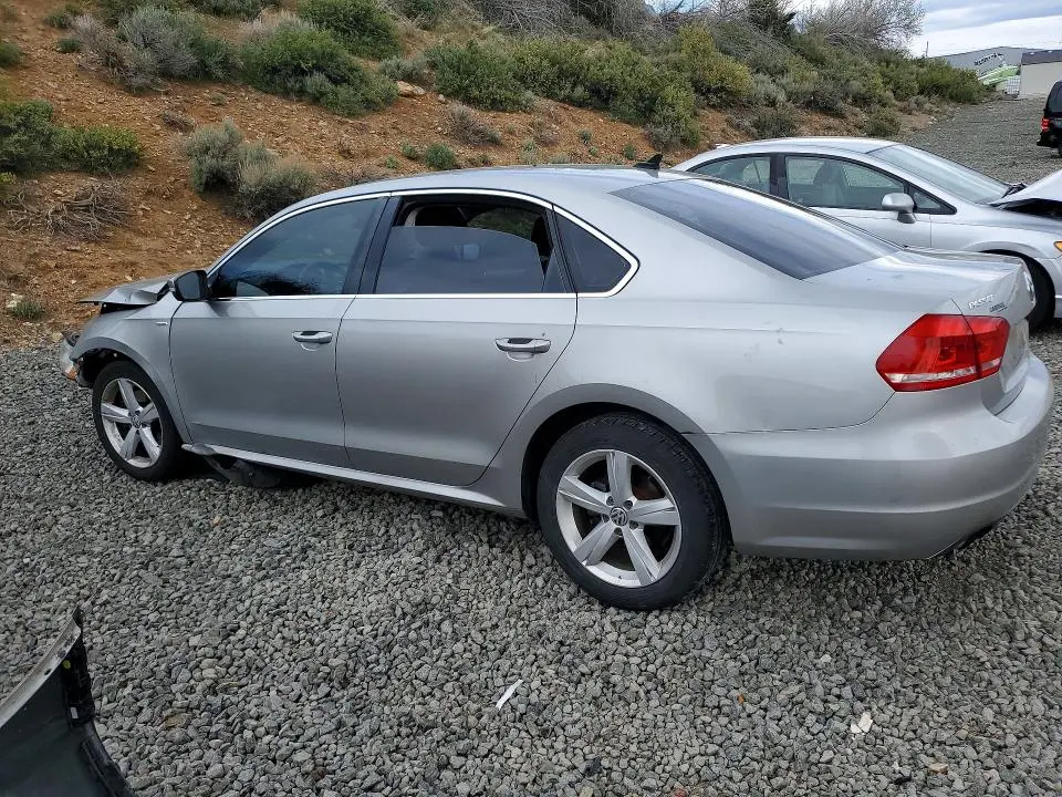 2014 VOLKSWAGEN PASSAT S  
