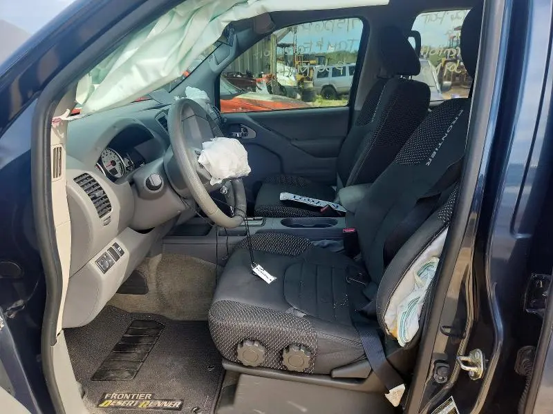2017 NISSAN FRONTIER S  