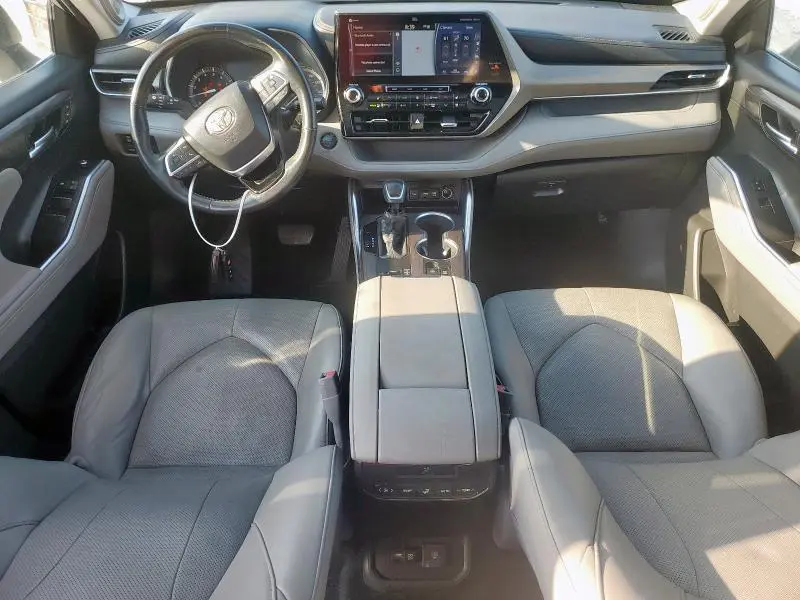 2020 TOYOTA HIGHLANDER LIMITED  