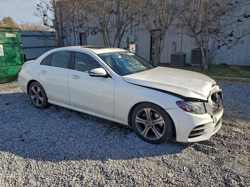 2018 MERCEDES-BENZ E 300  