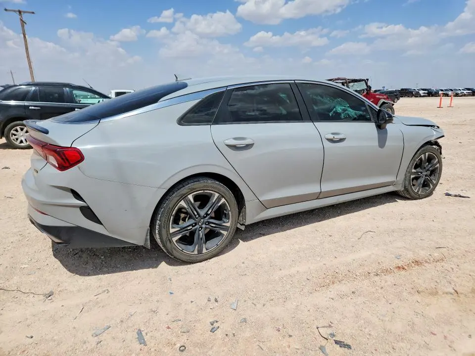 2021 KIA K5 GT LINE  