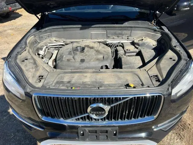 2016 VOLVO XC90 T6