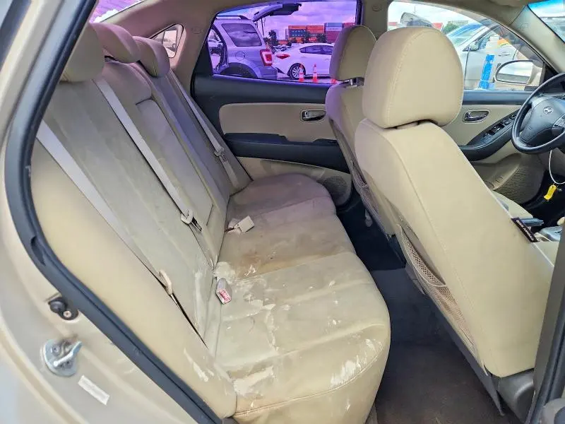 2010 HYUNDAI ELANTRA   