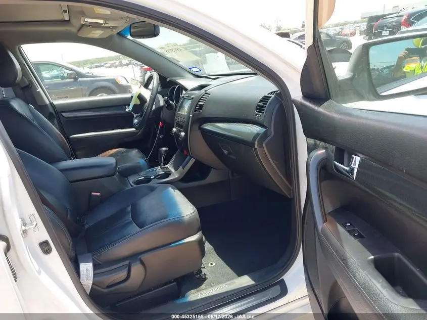 2011 KIA SORENTO SX V6