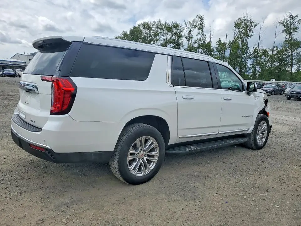 2022 GMC YUKON XL   
