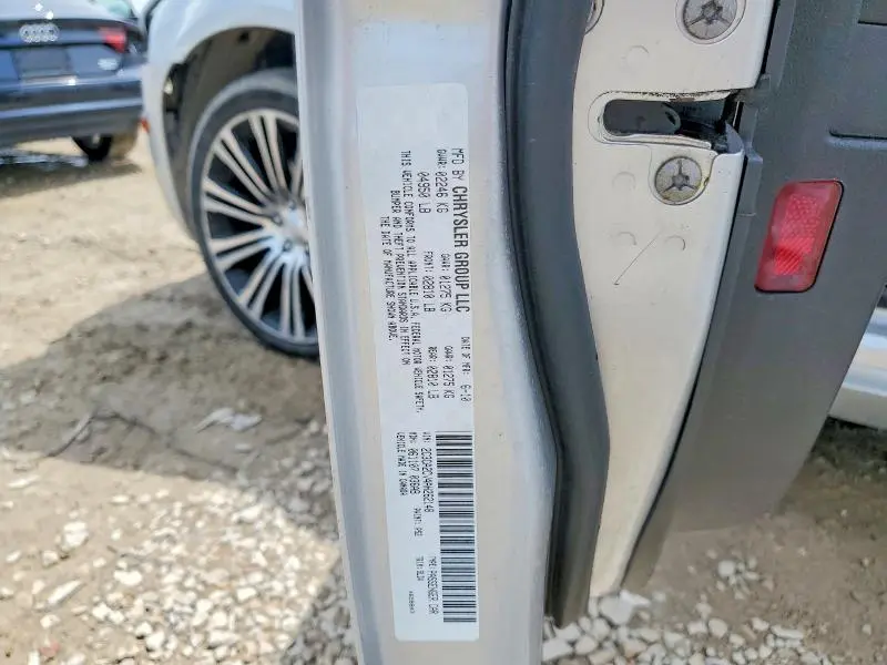 2010 CHRYSLER 300 S  