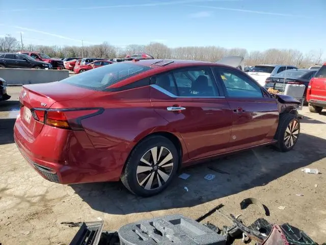 2022 NISSAN ALTIMA SV