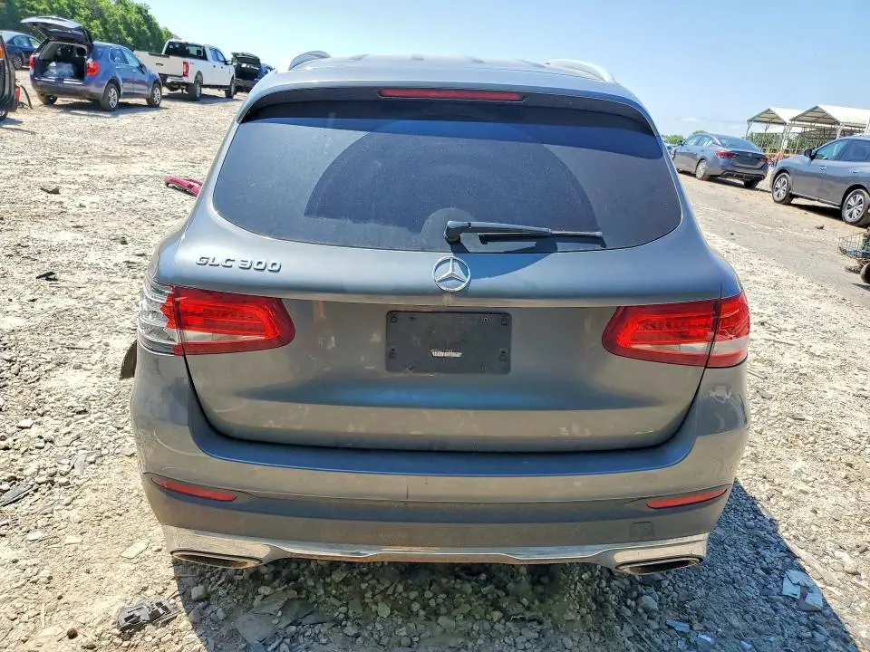 2017 MERCEDES-BENZ GLC 300  