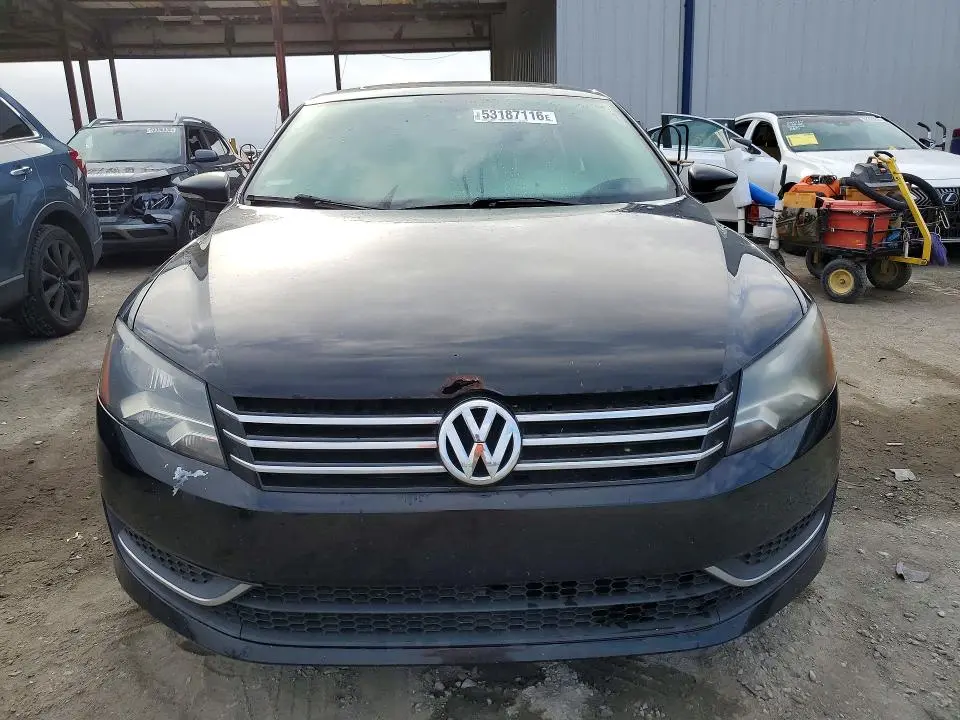 2012 VOLKSWAGEN PASSAT SE  