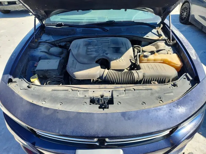 2015 DODGE CHARGER SE  