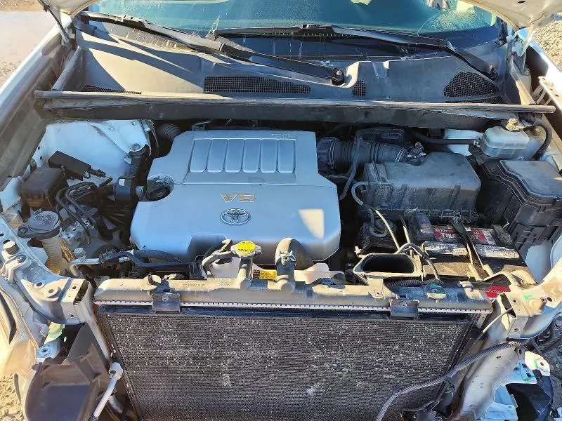2010 TOYOTA HIGHLANDER LIMITED  