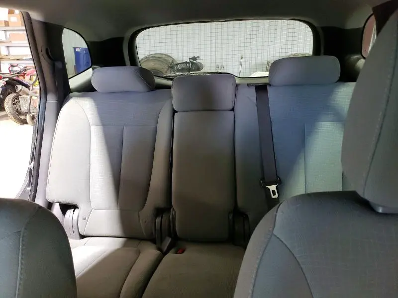 2012 HYUNDAI SANTA FE GLS  