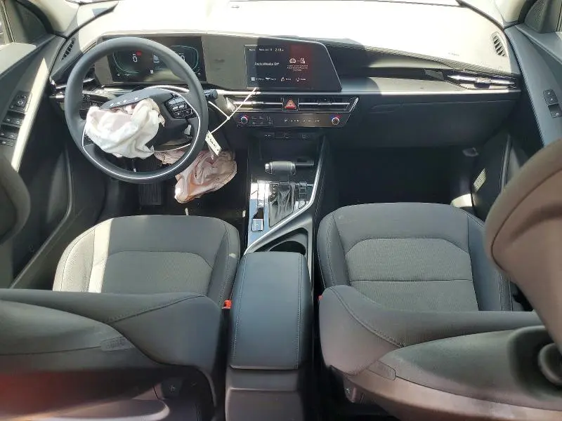 2026 KIA NIRO LX  