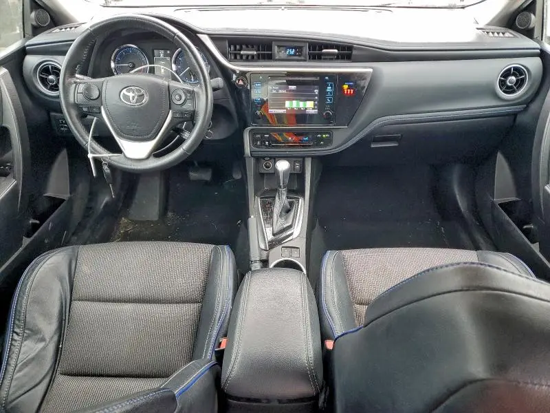 2018 TOYOTA COROLLA SE  