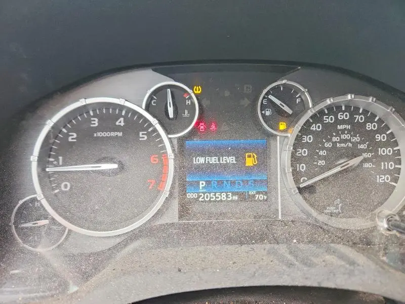 2017 TOYOTA TUNDRA SR5  