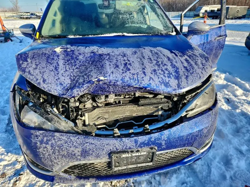 2019 CHRYSLER PACIFICA LIMITED  