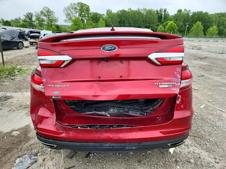 2019 FORD FUSION TITANIUM  