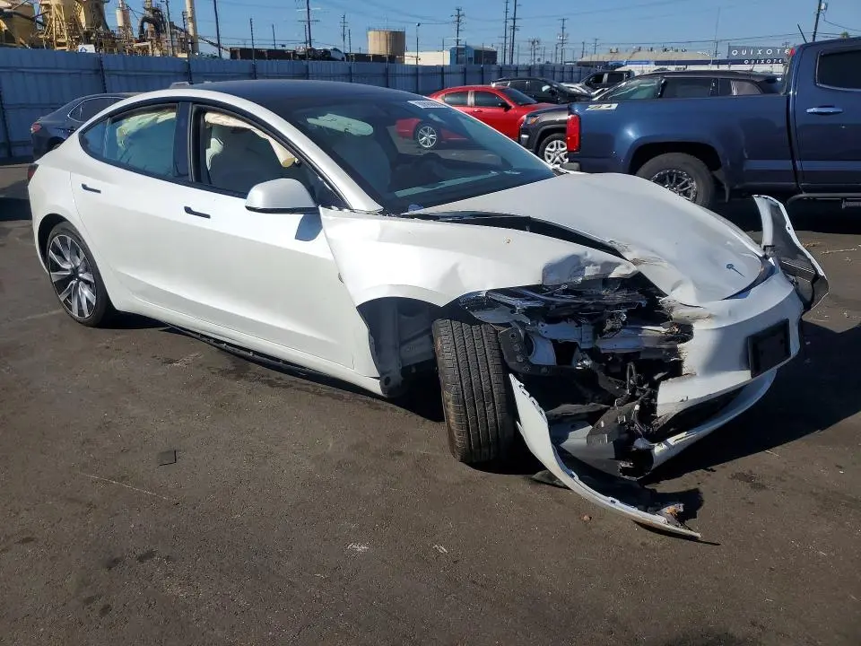 2024 TESLA MODEL 3   